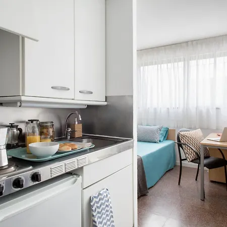Residencia Universitaria Resa Colegio De Cuenca Apartamento