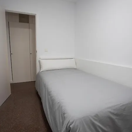 Апартаменты Residencia Universitaria Resa Colegio De Cuenca