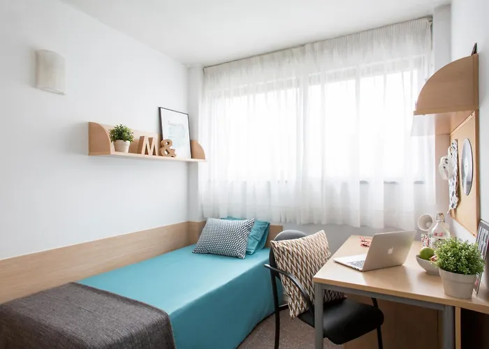 Residencia Universitaria Resa Colegio De Cuenca *