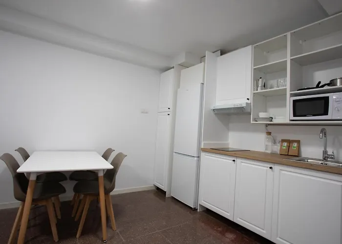 Residencia Universitaria Resa Colegio De Cuenca Apartamento *